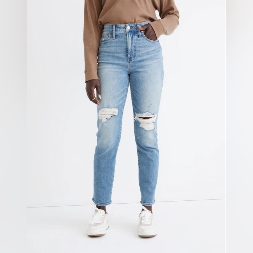 Madewell -Women's Light Blue 30 Distressed JeansThe Curvy Perfect Vintage Jean